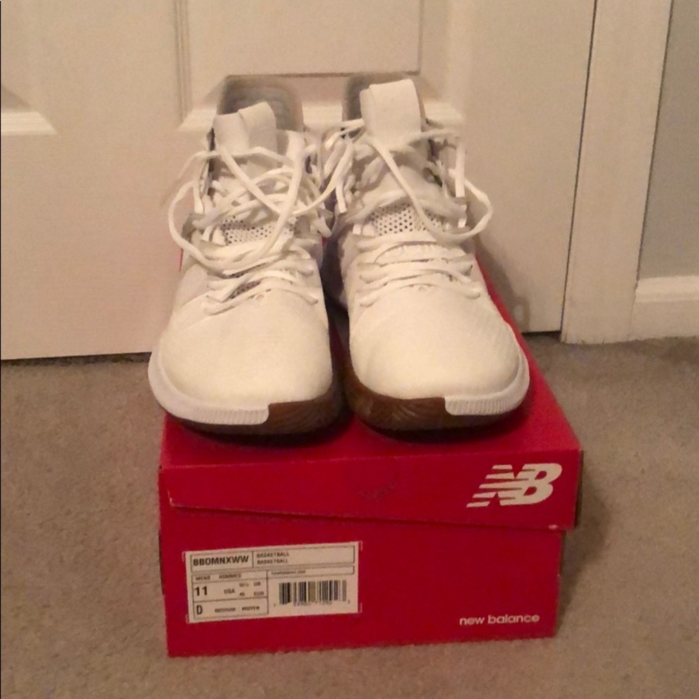 New Balance OMN1s Men’s Size 11